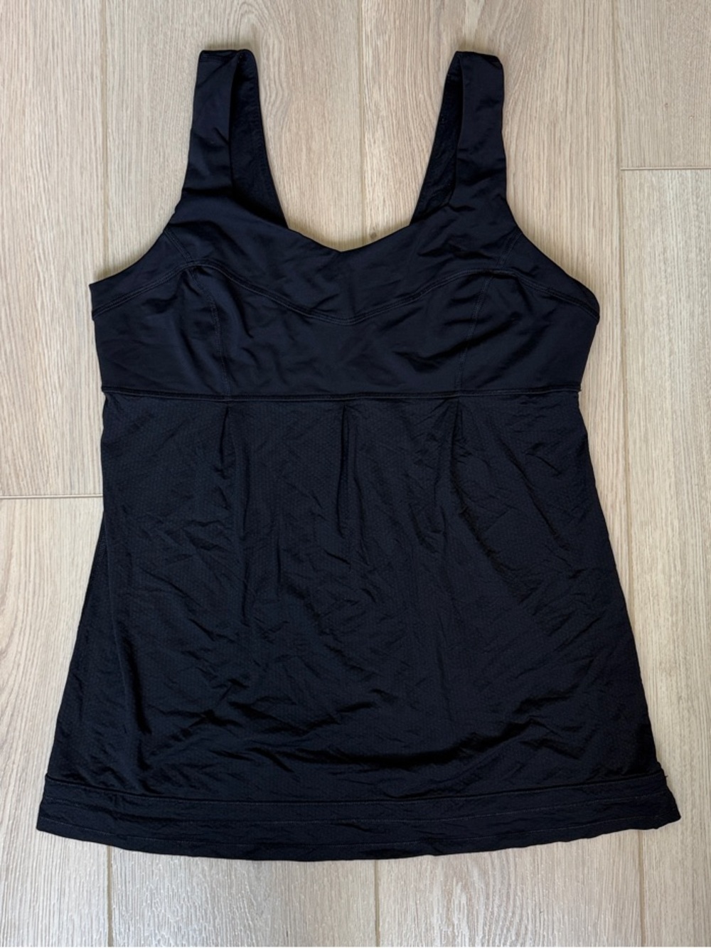 Lululemon Black Tank Top Run Tame Me Mesh Cinch Drawstring Athletic Workout 12
